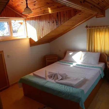 Ada Appartement *